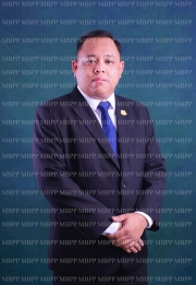 Encik Mohd Roshidi Bin Roslan